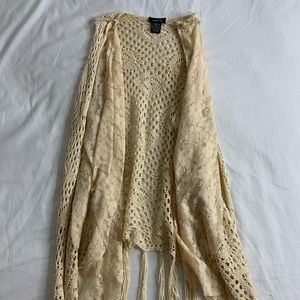 Rue 21 Sleeveless Cardigan! Designed really nice! One size fits all! (In Youth)